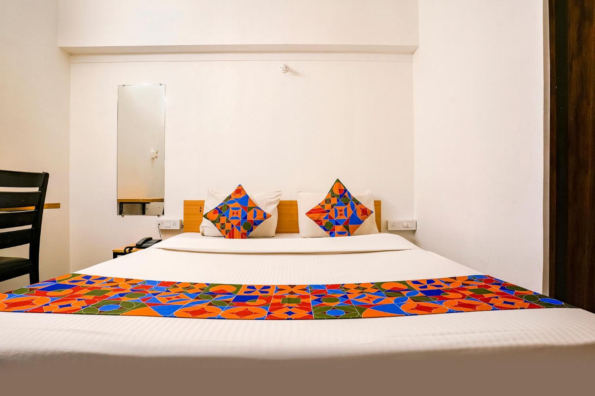 Fabhotel Saubhagya Elite Нашик Екстериор снимка